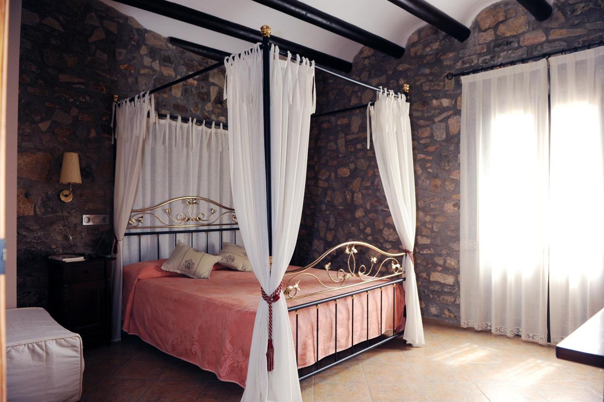 Hotel Restaurant Verdia Sueras Экстерьер фото